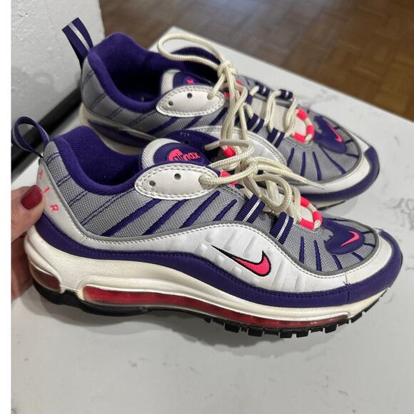 Nike Womens Air Max 98 ‘Raptors’ Sneaker, Size 7.5, EUC - Picture 1 of 8
